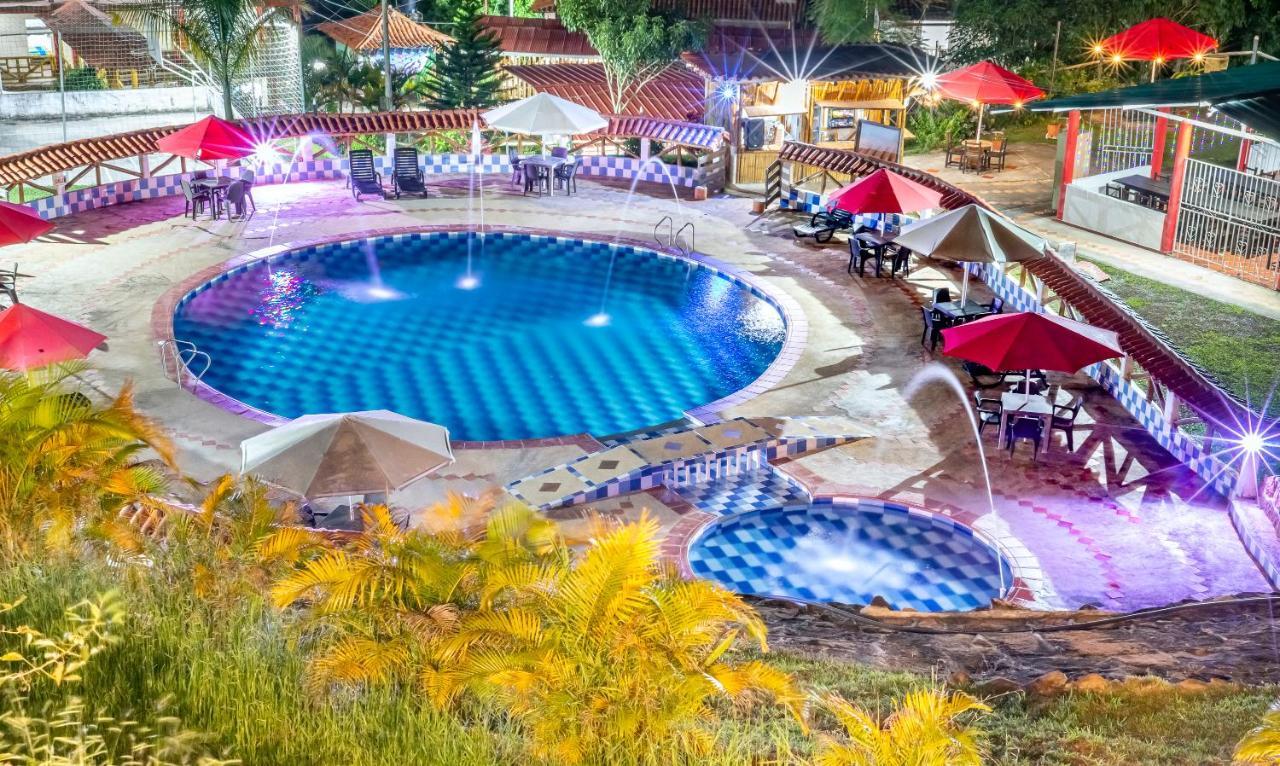 Hotel Verde Menta Сан-Хіль Екстер'єр фото
